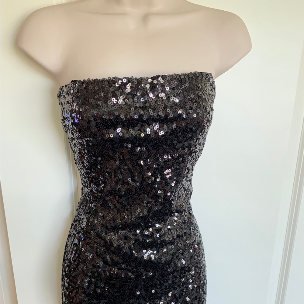 NEW Medium Sequin Tube Backless Mini Dress - Picture 4 of 7
